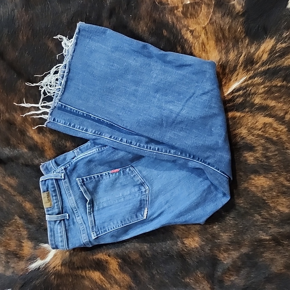 Ariat Distressed Blue Jeans - Picture 2 of 5